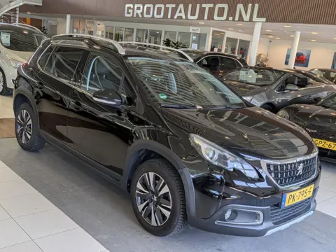 Peugeot 2008 1.2 PureTech Allure Trekhaak, Cruise Control, Panoramadak
