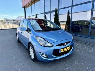 Hyundai ix20 1.4i i-Vision ECC CRUISE PANODAK (bj 2012)