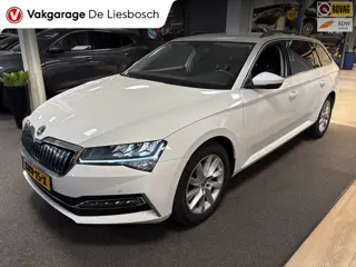 Skoda Superb Combi 1.4 TSI iV Business Edition Plus/navi/stoel stuur verw/trekhaak/apple carplay