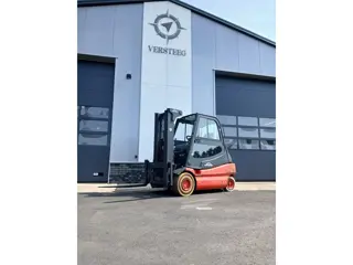 Linde E30-02 triplo + sideshift!