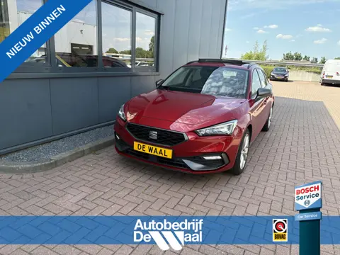 SEAT Leon Sportstourer 1.5 eTSI FR Business SCHUIFDAK/LEDER/VIRTUAL/TREKH.WEGKLAPBAAR