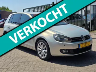Volkswagen Golf 1.2 TSI Highline BlueMotion 1e eigenaar Airco navigatie cruis control parkeer sensor