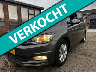 Volkswagen Touran 1.2 TSI Highline 7p in Top Staat NAVI NL RIJDT GOED.