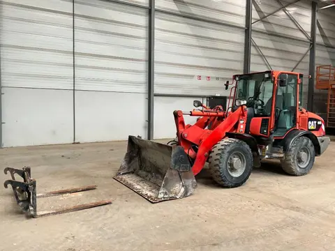Cat 906 H 2 (bj 2013)