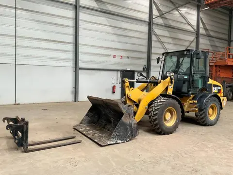 Cat 908 H 2 (bj 2013)