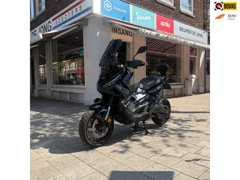 Honda Scooter NC 750 X-ADV