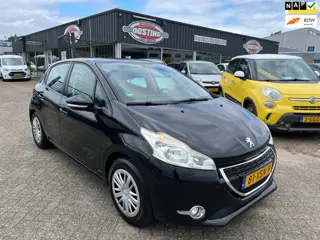 Peugeot 208 1.2 VTi Blue Lease(st-bekr,navi,5drs,bj12,3499,-)