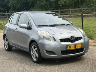 Toyota Yaris 1.3 VVTi Aspiration /Airco/6-bak/