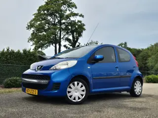 Peugeot 107 1.0-12V XS (bj 2010)