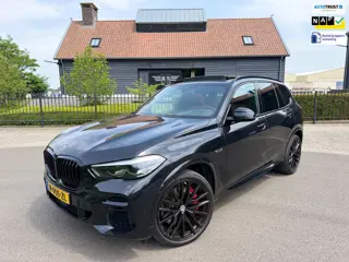 BMW X5 X-Drive 45e High-Exe M-50 Jaar Edition Panoramadak Luchtvering 22"Lm Org-Ned Dealer Auto