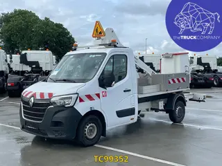 Renault Master Hoogtewerker (bj 2023)