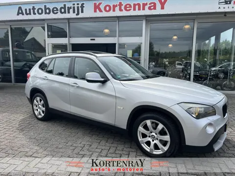 BMW X1 sDrive18i Executive direct deschikbaar.Panorama,Schuif/kanteldak,NAVI, Nw distributie, Nw Apk