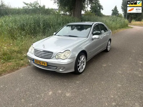 Mercedes-Benz C-klasse 200 K. Classic Sport Edition Airco Navi Cruise Pdc