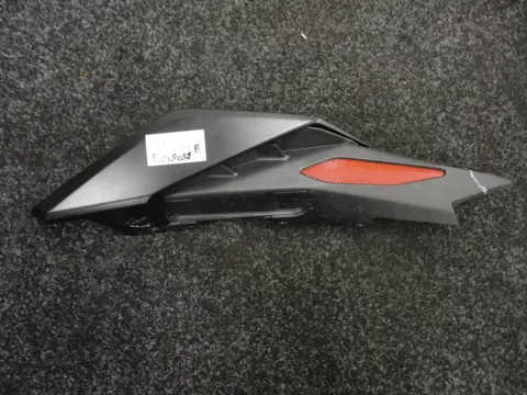 LINKER ACHTERKANT Yamaha MT 09 2018 - 2020