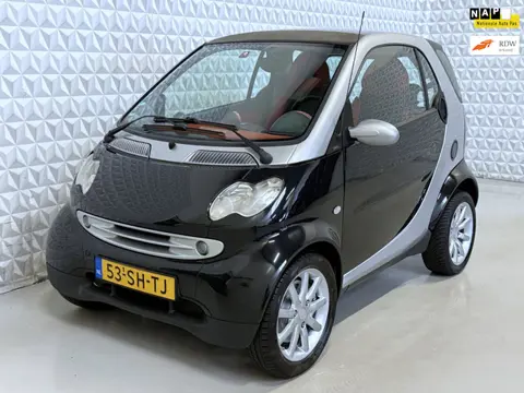 Smart Fortwo coupé 0.7 passion Panoramadak Airconditioning Automaat