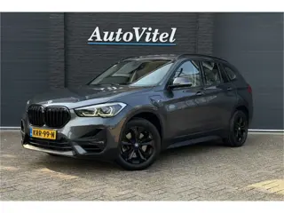 BMW X1 xDrive25e | Leder | Trekhaak | Camera | Head-Up | Stoelverwarming
