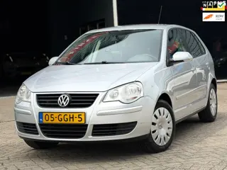 Volkswagen Polo 1.4-16V Comfortline 5-DEURS AUTOMAAT AIRCO/CRUISE/ISOFIX | KEURIGE AUTO !