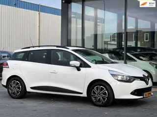 Renault Clio Estate 1.2-16V COLLECTION BJ016 165.137KM
