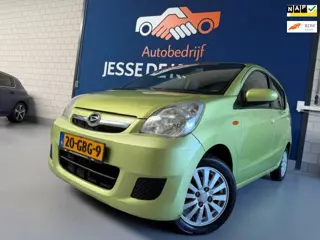 Daihatsu Cuore 1.0 Premium /bj.2008 / lemon / 1e eigenaar / NAP met 153659 km.en APK tot 05/2027 / a