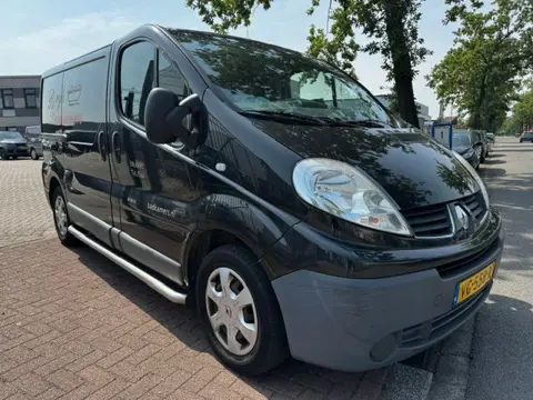 Renault Trafic 2.0 DCi 115pk 3 Zits Airco,Cruisecontrol,Navigatie