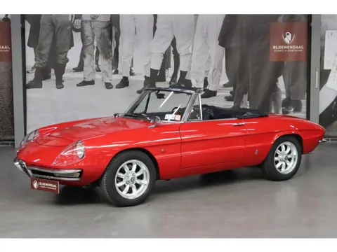 Alfa Romeo Spider Duetto 1600