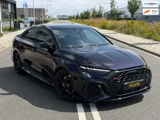 Audi RS3 Limousine 2.5 TFSI RS 3 quattro | Violet Paars | RS Performance | B&O | Matrix | RS Uitlaat