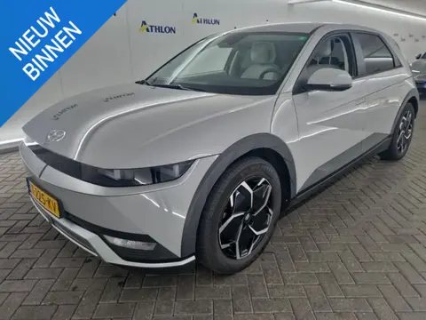 HYUNDAI IONIQ 5 CONNECT+ 77.4 KWH (100% SOH) I P-CAMERA I WARMTEPOMP I STOELVERWARMING I TREKHAAK I 