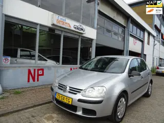 Volkswagen Golf 1.6 FSI Turijn