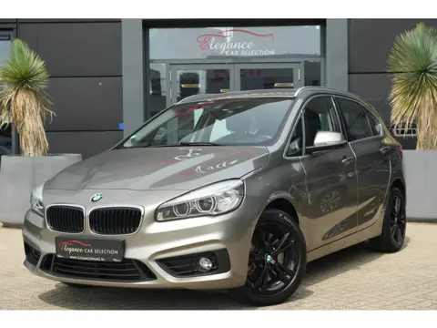 BMW 2 Serie Active Tourer 225i xDrive High Executive 232pk Navigatie/Stoelverwarming/Camera