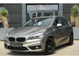 BMW 2 Serie Active Tourer 225i xDrive High Executive 232pk Navigatie/Stoelverwarming/Camera