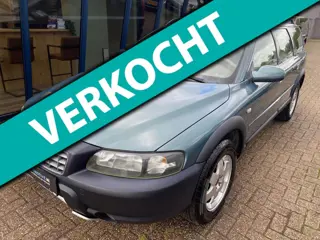 Volvo XC70 2.5 T Comfort Line AWD Automaat LEER / SUNROOF
