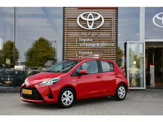 Toyota Yaris 1.5 Hybrid Active Automaat 100pk | Trekhaak afneembaar | Cruise control | Achteruitrijc