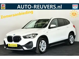 BMW X1 xDrive25e / Navigatie / DAB (bj 2022, automaat)
