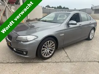 BMW 5 Serie 520i Luxury Edition (bj 2015, automaat)