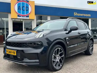 Lynk & Co 01 1.5 261pk PHEV 7DCTH | Black Edition | Orig.NL | PanoramaDak | 360 graden Camera | Carp