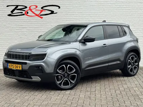 Jeep AVENGER Summit 54 kWh Clima Camera Carplay Adaptive Cruise PDC voor en achter Half Leder