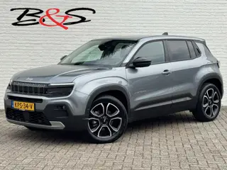 Jeep AVENGER Summit 54 kWh Clima Camera Carplay Adaptive Cruise PDC voor en achter Half Leder