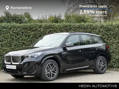 BMW iX1 eDrive20 | M-Sport | 18" | Camera | Comfort Acces | Draadloos laden | Sportstoel | Stoelverw