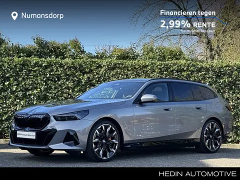 BMW i5 Touring eDrive40 | M-Sport Pro | 21'' | Panorama. | Comfortstoel. + vent. | B&W | Trekhaak | 