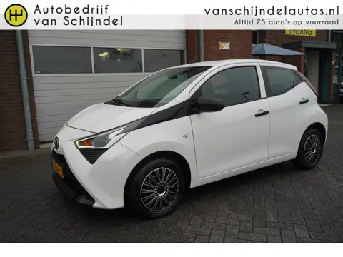 Toyota Aygo 1.0 VVT-I X-FUN 5DRS ORIGINEEL NEDERLANDS DEALER ONDERHOUDEN AIRCO CRUISECONTROL BLUETOO