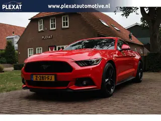 Ford Mustang Fastback 2.3 EcoBoost Aut. | MBRP Uitlaatsysteem | 19 Inch | Leder | Schone Carfax | Na