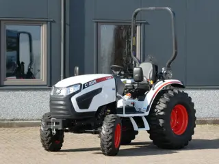 Bobcat CT2025 4wd HST / 00016 Draaiuren / Industriebanden