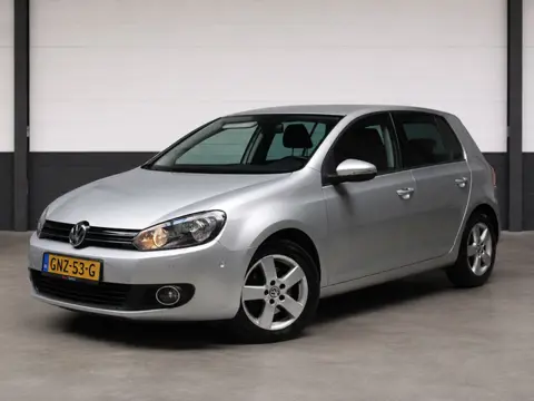 Volkswagen GOLF 1.4 TSI Highline Clima Cruise PDC LMV