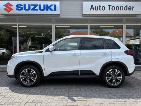 Suzuki Vitara 1.4 Boosterjet Style Smart Hybrid (bj 2023)
