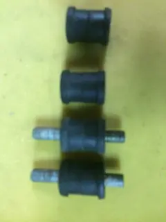 Harley rubber stuur mounting &amp; bijhorende stalen bus