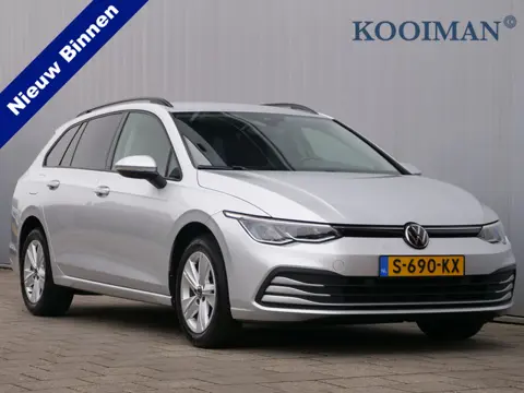 Volkswagen Golf Variant 1.0 eTSI Life 110 Pk Automaat Navi / DAB / Apple Carplay / Stoelverwarming