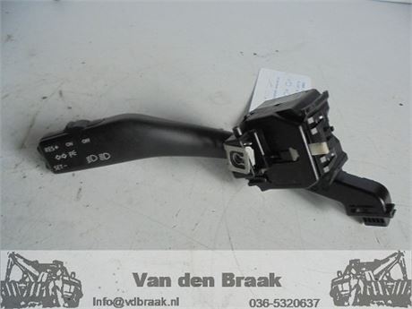 Volkswagen Golf 2003-2008 Knipperlichtschakelaar