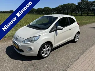 Ford Ka 2 Stuks !! 1.2 Titanium X Parelmoer Airco 82075 km !!!