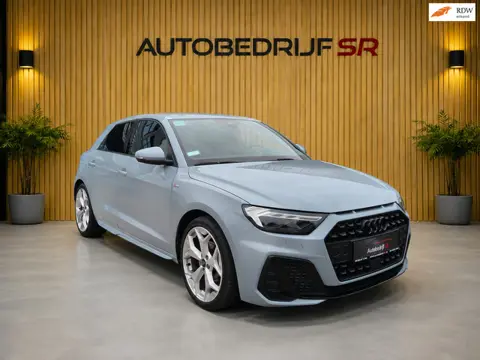 Audi A1 Sportback 35 TFSI S edition S Line! Camera! Sfeerverlichting! Stoelverwarming! Cruise! Lane 