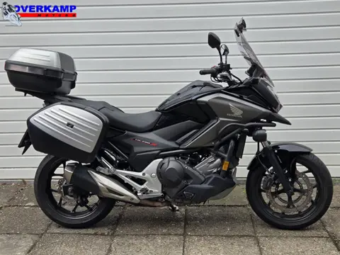 Honda NC750XD (bj 2020, automaat)